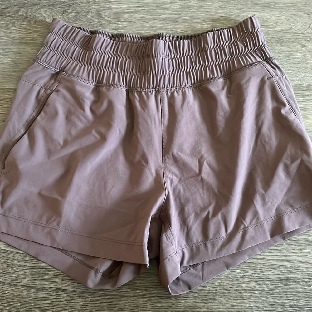 Free fly mauve (gray/purple) athletic shorts